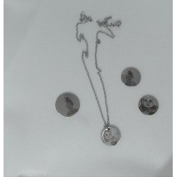 COLGANTE REDONDO CON CADENA INCLUIDA DE 2,5CM DE DIAMETRO