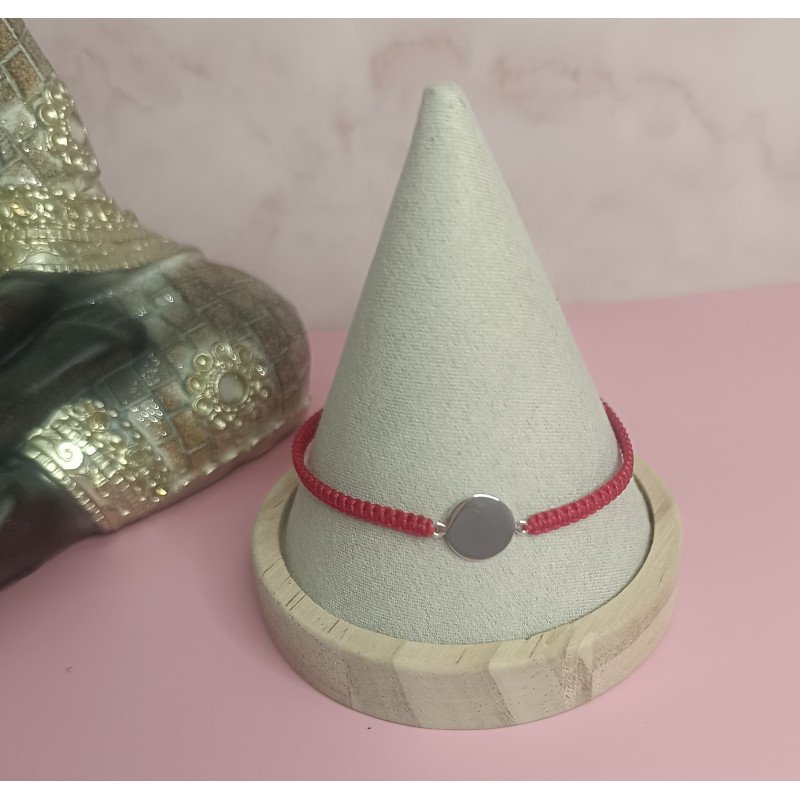 PULSERA DE PLATA Y MACRAMÉ CON PLAQUITA