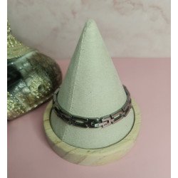 PULSERA DE ACERO CALADA CON PLACA DE 8X42 MM