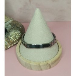 PULSERA DE ACERO CALADA CON PLACA DE 8X41 MM